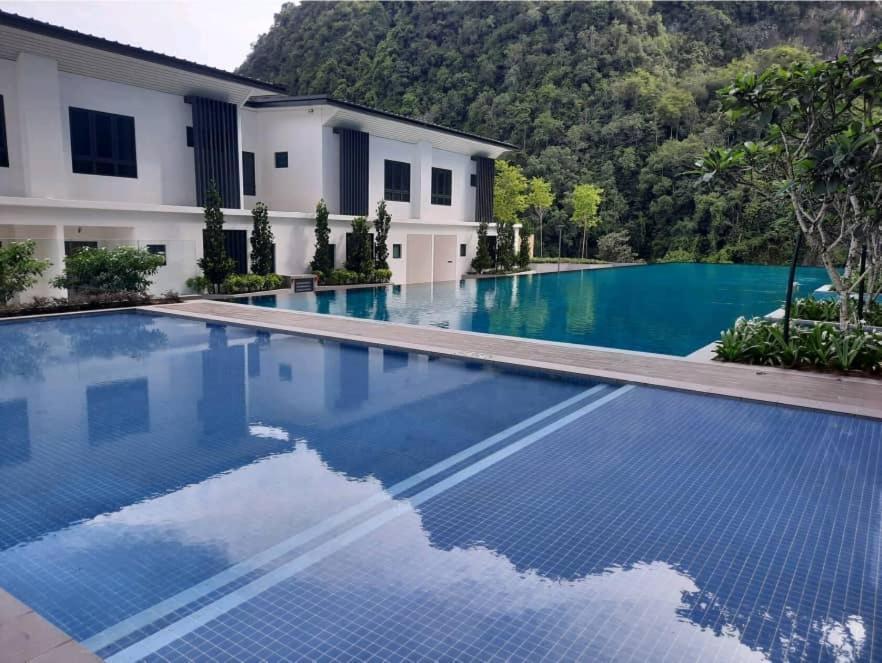 Hotspring 181, 2 Bedroom, Sunway Onsen For 6 Pax *